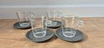 Nespresso. Set van 4 glazen kopjes met grijze schoteltjes., Huis en Inrichting, Keuken | Servies, Nieuw, Ophalen of Verzenden