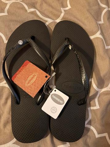Nieuw - Zwarte havaianas met een steentje - maat 37/38 beschikbaar voor biedingen