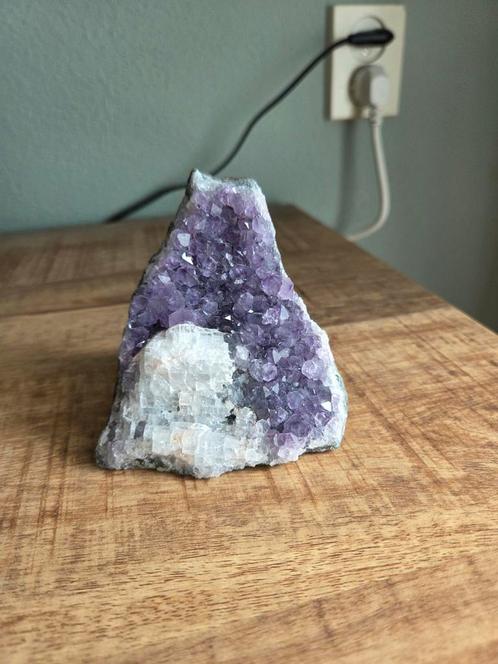 Amethist en geodes + kleine stukken, Verzamelen, Mineralen en Fossielen, Mineraal, Ophalen of Verzenden