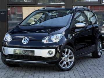 Volkswagen Up! 1.0 Cross Up! Navi Cruise PDC 1e Eigenaar Gar beschikbaar voor biedingen