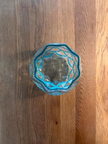 Blauwglazen Diamant Vaas Fairforward 24.5cm beschikbaar voor biedingen