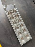 Ravioli maker, Ophalen of Verzenden, Zo goed als nieuw, Cupcakes, Bakvorm