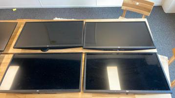 4x LG 32MN500M Full HD beschikbaar voor biedingen