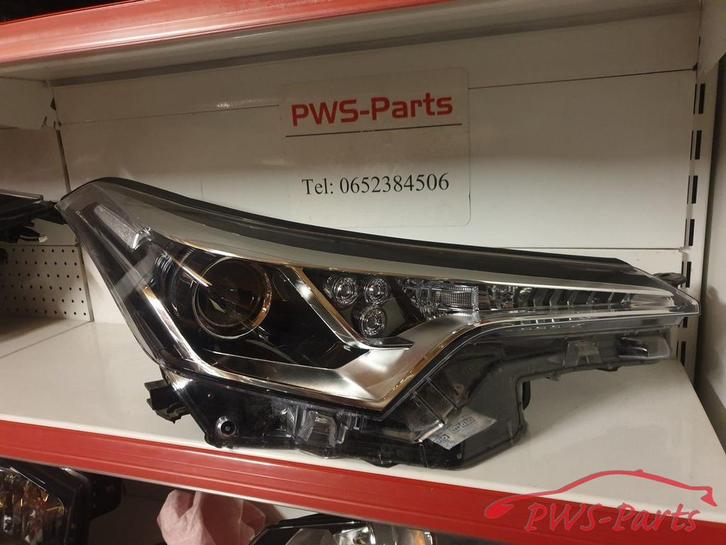 TOYOTA C-HR CHR KOPLAMP HALOGEEN LED RECHTS ORIGINEEL, Auto-onderdelen, Verlichting, Toyota, Gebruikt, Ophalen