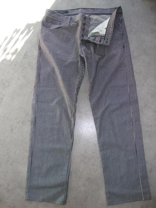 Blauw wit gestreepte GUCCI pantalon broek, Kleding | Heren, Broeken en Pantalons, Zo goed als nieuw, Maat 52/54 (L), Blauw, Ophalen of Verzenden