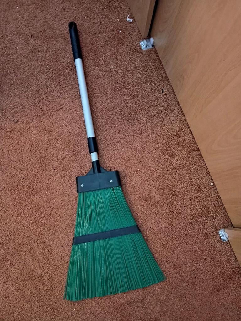 Uitschuifbare Bezem voor Camping e.d. NIEUW, Tuin en Terras, Hand-tuingereedschap, Nieuw, Bezem, Ophalen