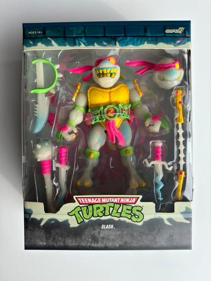 TMNT Slash glow van Super 7, Verzamelen, Poppetjes en Figuurtjes, Nieuw, Ophalen of Verzenden