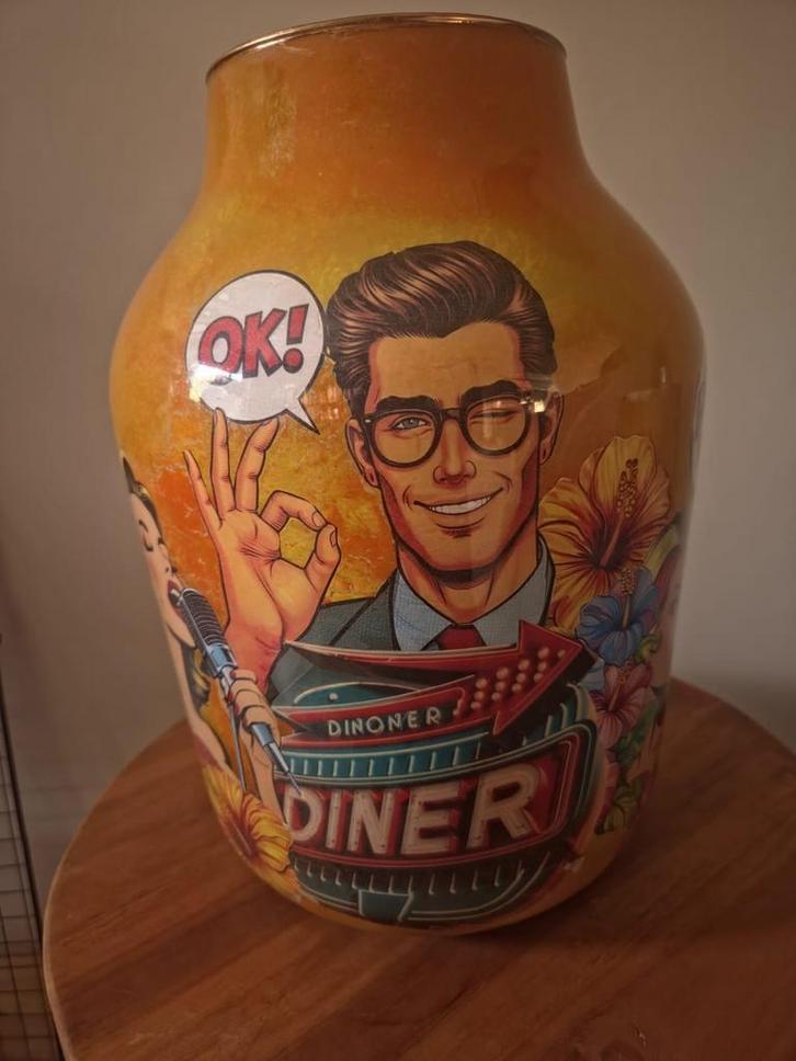 Handgemaakte Glazen Vaas Diner Thema, Huis en Inrichting, Woonaccessoires | Vazen, Nieuw, Oranje, Minder dan 50 cm, Glas, Ophalen of Verzenden