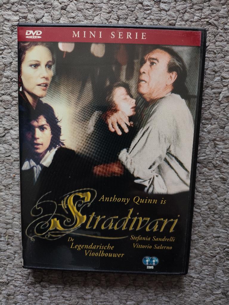 Stradivari mini serie. Nederlands ondertiteld., Alle leeftijden, Ophalen of Verzenden, Zo goed als nieuw