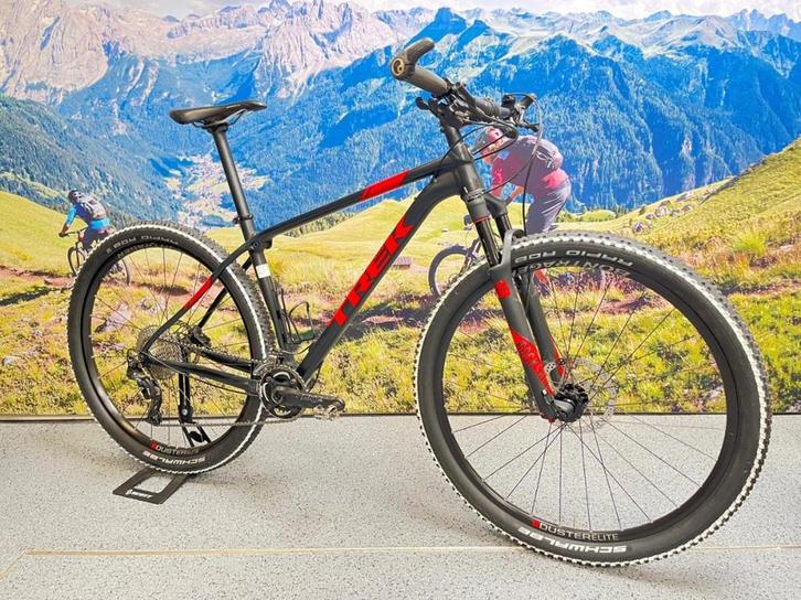Trek Procaliber 8 19.5 29 Bk Matte Trek Black 19.5 (29) L 20, Fietsen en Brommers, Fietsen | Mountainbikes en ATB, Gebruikt, Trek