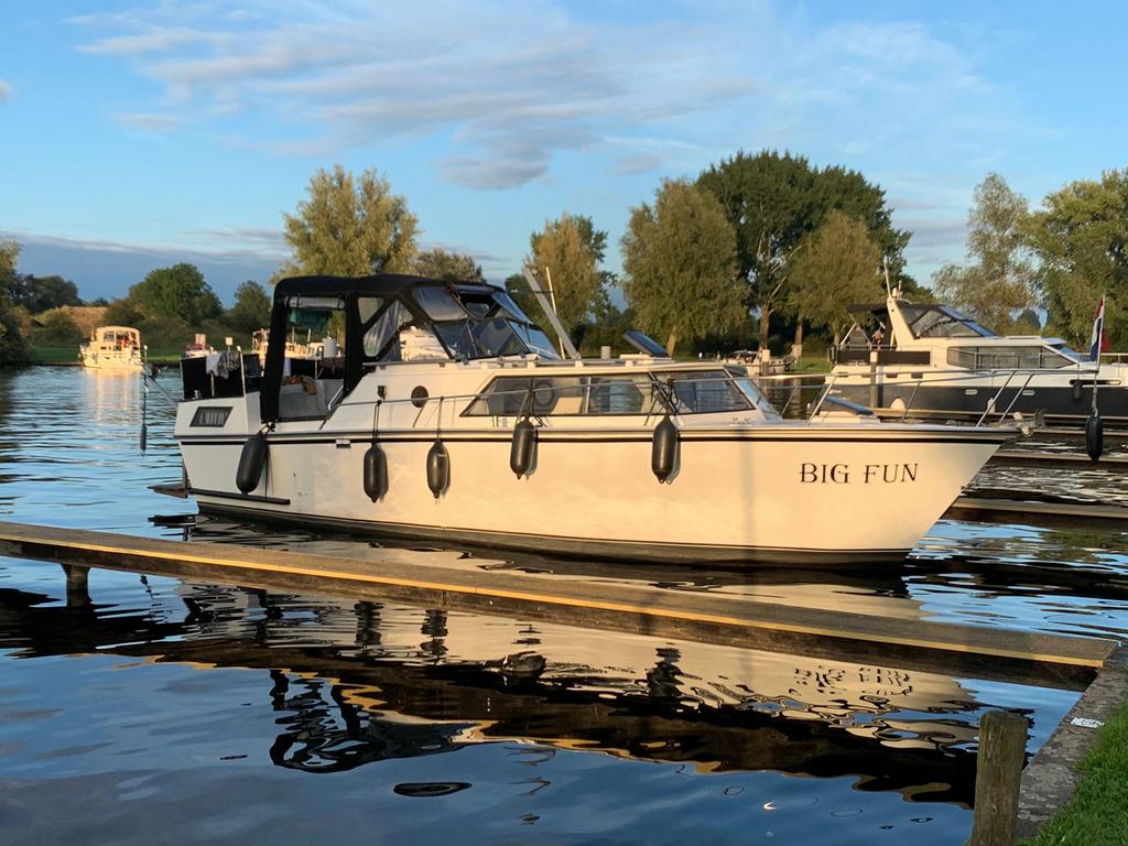 Polyester Motor Schip / Kajuit Boot, Watersport en Boten, Motorboten en Motorjachten, Ophalen, Gebruikt, Diesel, 9 tot 12 meter