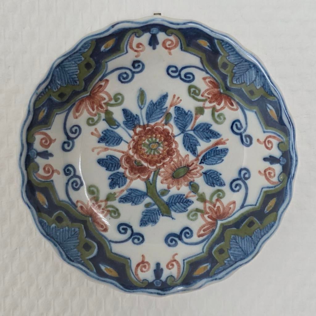 Makkummer aardewerk schotel van Tiggelaar, handgeschilderd, Antiek en Kunst, Ophalen
