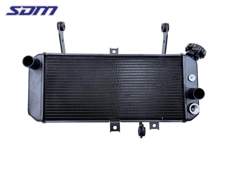 RADIATEUR Suzuki SV 650 2010-2015 (SV650N SV650S SV650), Motoren, Onderdelen | Overige, Gebruikt