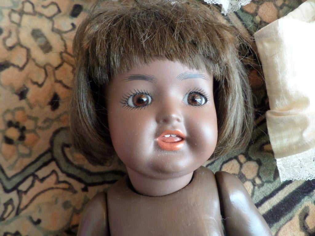 replica Heubach mulat babypop, Antiek en Kunst, Antiek | Speelgoed, Ophalen of Verzenden