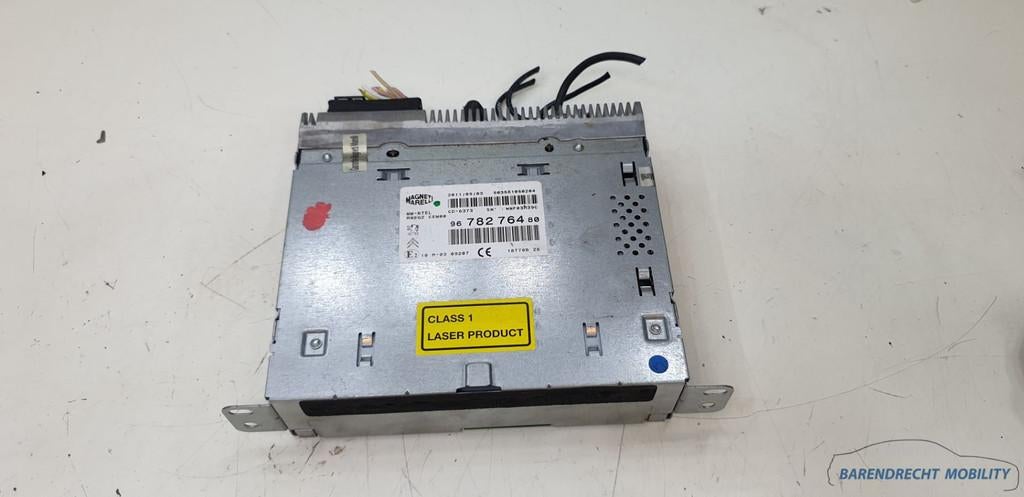 Navigatiemodule 5008 peugeot radio 9678276480 origineel gebr, Taurusavenue 1
2132 LS  Hoofddorp, NL, Gebruikt, Contact.group@renault.com