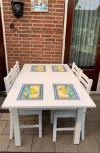 Uitschuifbare witte eettafel met 4stoelen, Huis en Inrichting, Tafels | Eettafels, Ophalen, Gebruikt, 100 tot 150 cm, 50 tot 100 cm