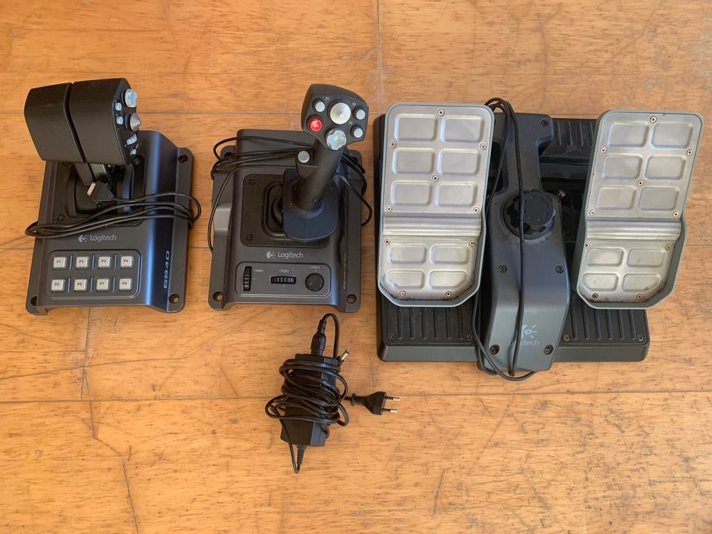 Logitech G940 force feedback, Computers en Software, Joysticks, Gebruikt, Ophalen