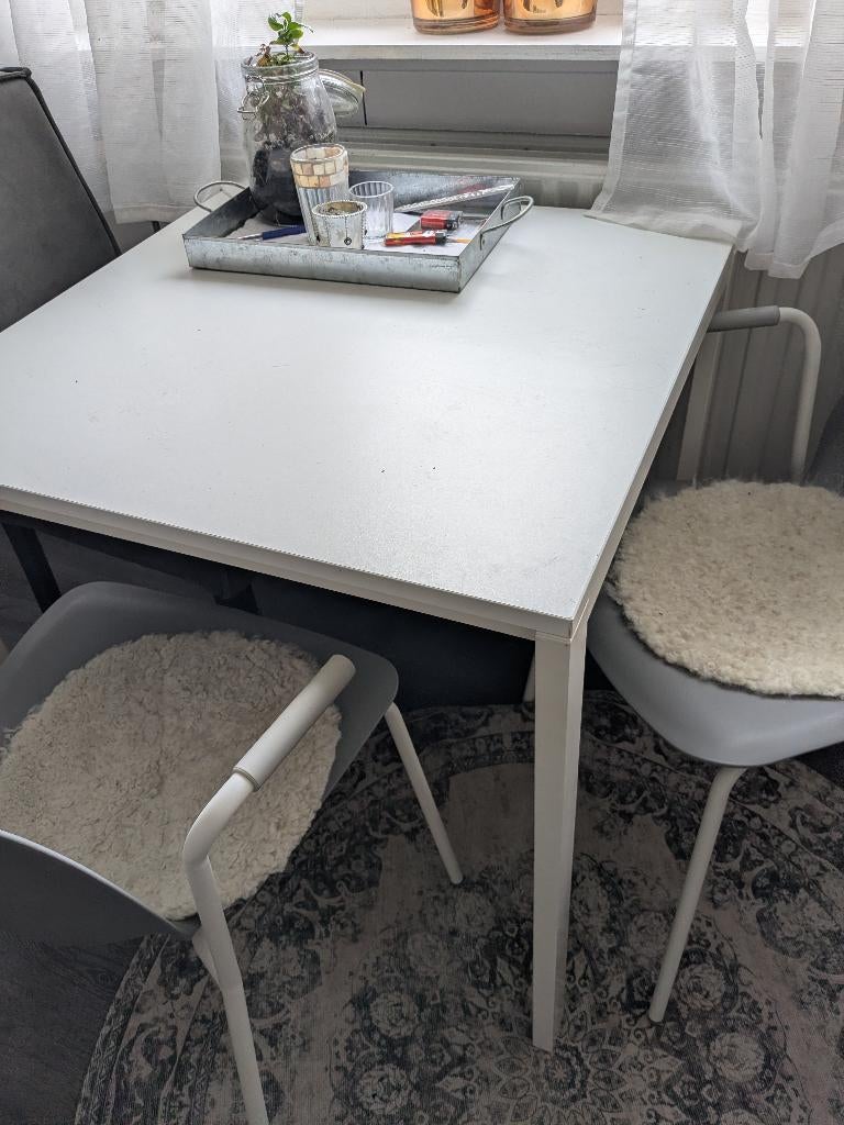 Kleine eethoek, tafel 80x80 en 2stoelen gratis, Huis en Inrichting, Tafels | Eettafels, Ophalen, Gebruikt, 50 tot 100 cm, Vierkant