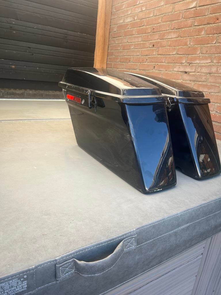Harley Davidson Streetglide koffers 2013 (links en rechts), Ophalen, Gebruikt