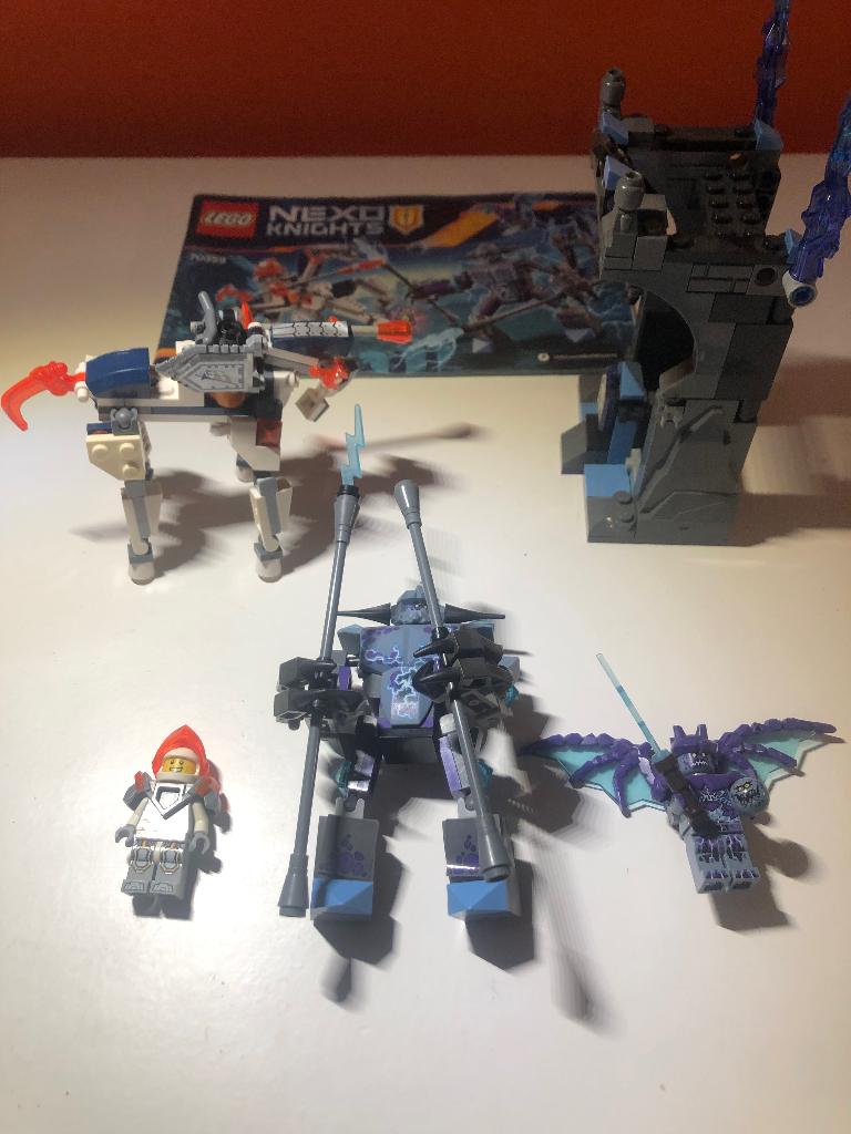 Lego Nexo Knights, Overige thema's, Lego, Zo goed als nieuw, Complete set