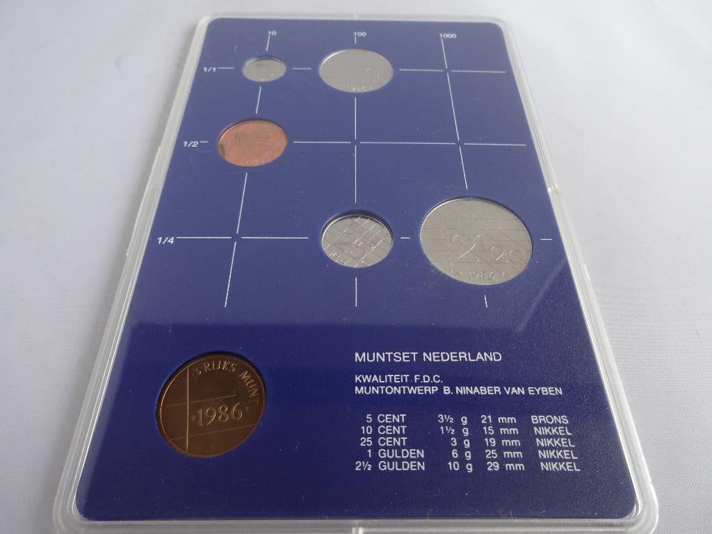 FDC Muntset Nederland 1986 in cassette van 's Rijks Munt, Postzegels en Munten, Munten | Nederland, Ophalen of Verzenden, Koningin Beatrix