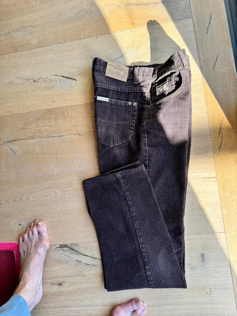 Bruine rib broek corduroy mt 176 s nieuw Brian & Nephews, Ophalen of Verzenden, Zo goed als nieuw, Overige kleuren, W32 (confectie 46) of kleiner
