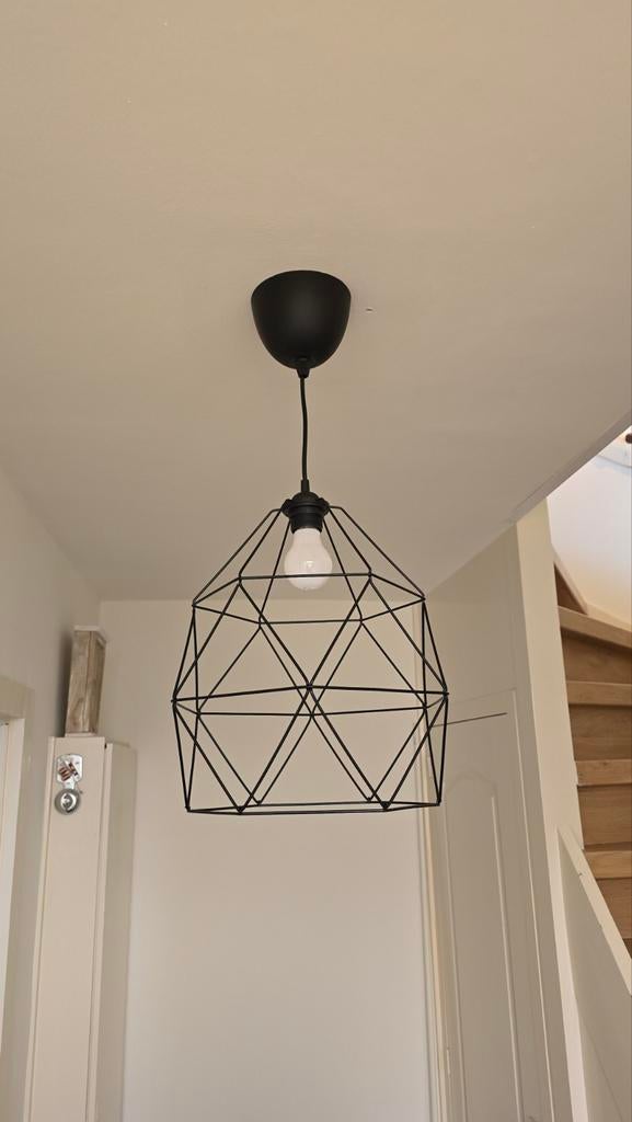 Ikea Brunsta hanglamp 30 cm zwart inclusief lampen, Modern, Industrieel, Ophalen of Verzenden, Zo goed als nieuw, Metaal