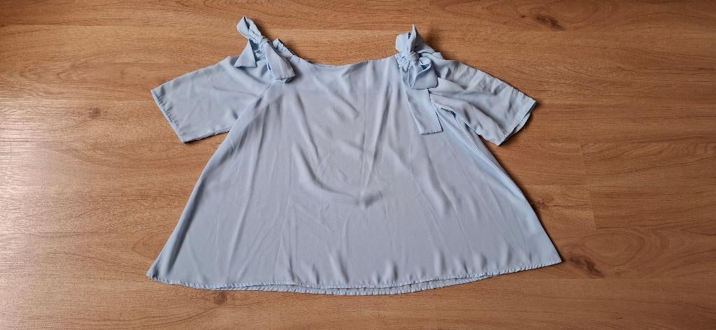 super leuk lichtblauw blousje/shirt maat S/M merk Unika, Unika, Zo goed als nieuw, Maat 36 (S), Verzenden