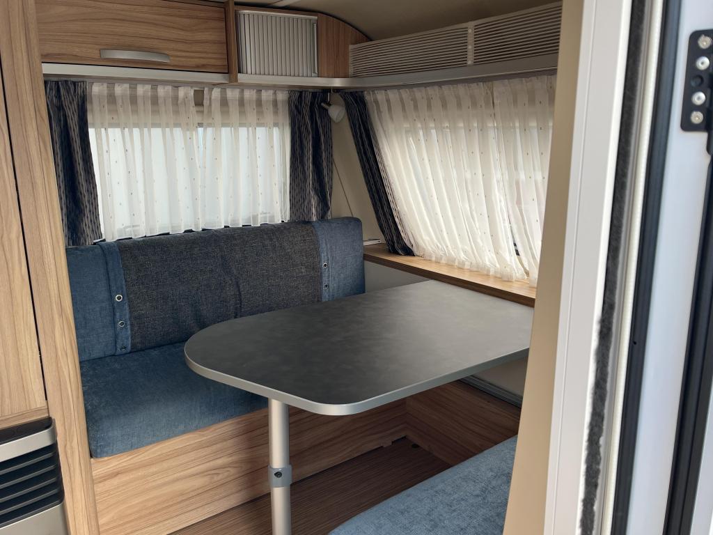 Eriba Feeling 425 Alko mover, Caravans en Kamperen, Bedrijf, Treinzit, 4 tot 5 meter, Eriba