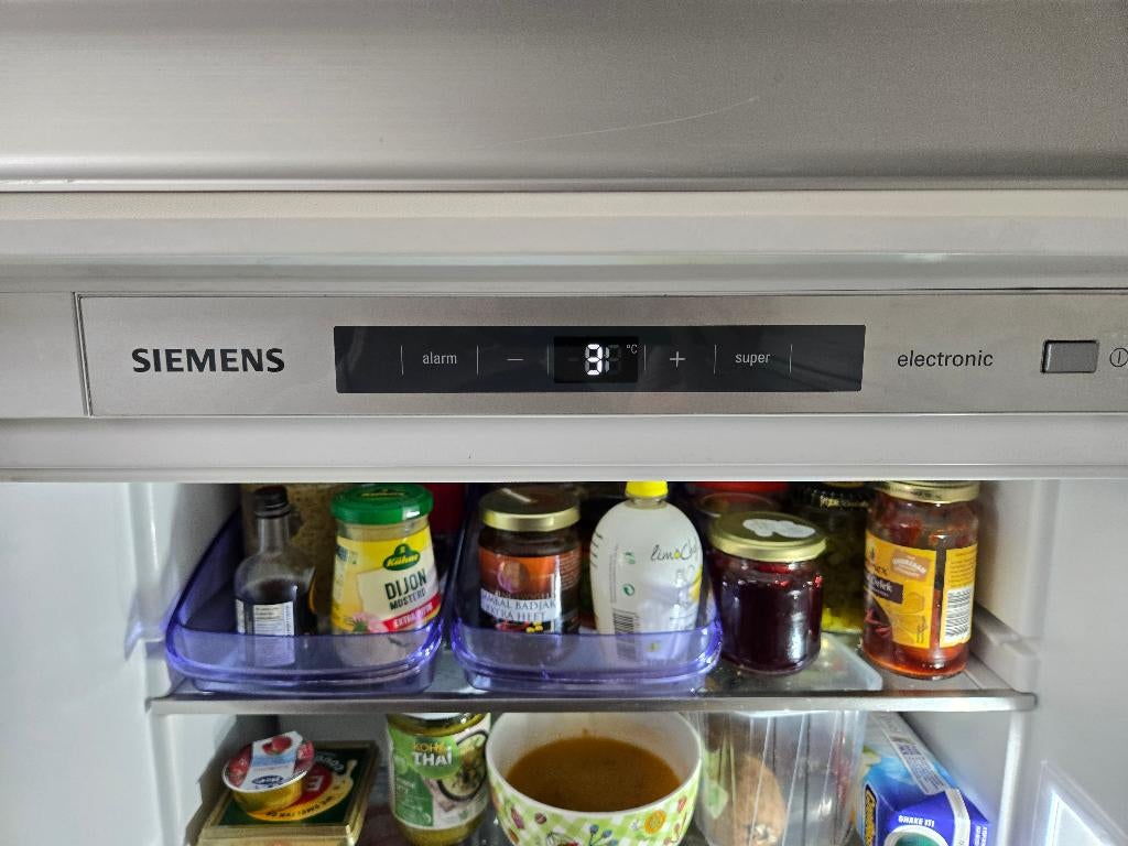 Siemens inbouw koelkast 2022, Ophalen, Zonder vriesvak, 120 tot 140 cm, 200 liter of meer