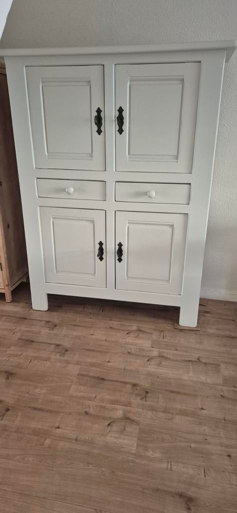 Witte Kast met Lades en Deuren - Landelijke Stijl, Huis en Inrichting, Kasten | Overige, Ophalen, Gebruikt