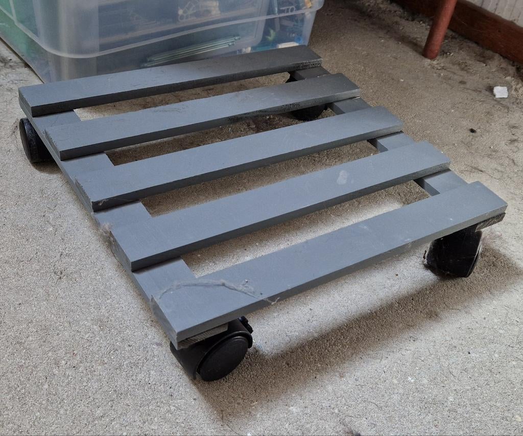 Stevige planten trolley op wielen - Grijs, Ophalen of Verzenden, Gebruikt