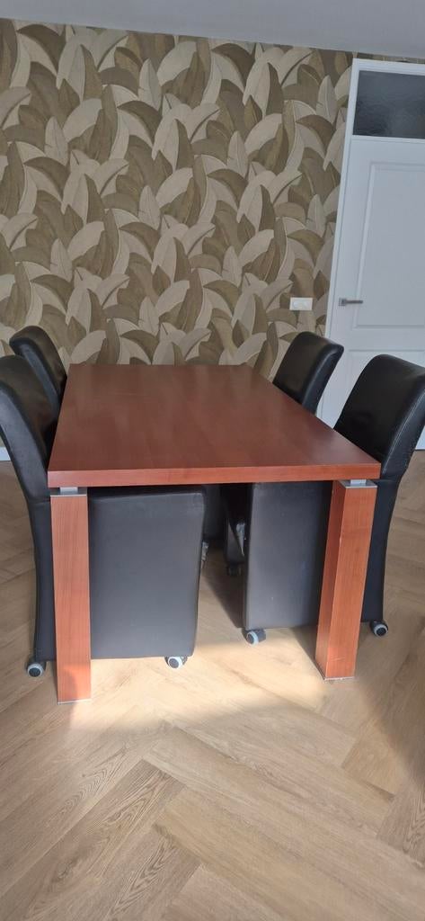 Tafel 170 x 98 cm, Ophalen of Verzenden, Gebruikt, 4 tot 6 stoelen