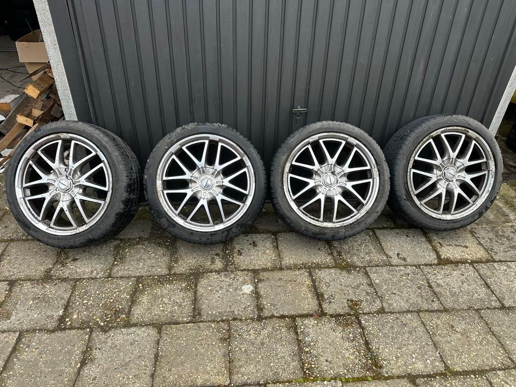 Borbet velgen met banden 245/40/19, Auto-onderdelen, Banden en Velgen, Banden en Velgen, Zomerbanden, Ophalen, 19 inch