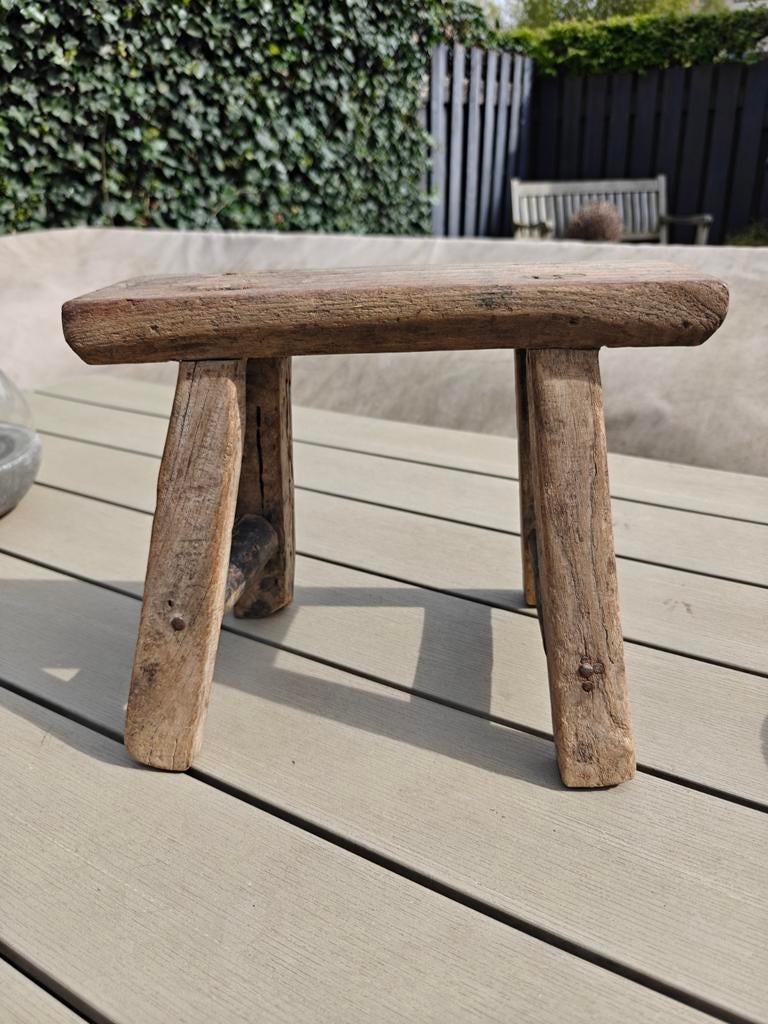 Decoratief houten bankje voor vensterbank of als bijzettafel, Ophalen