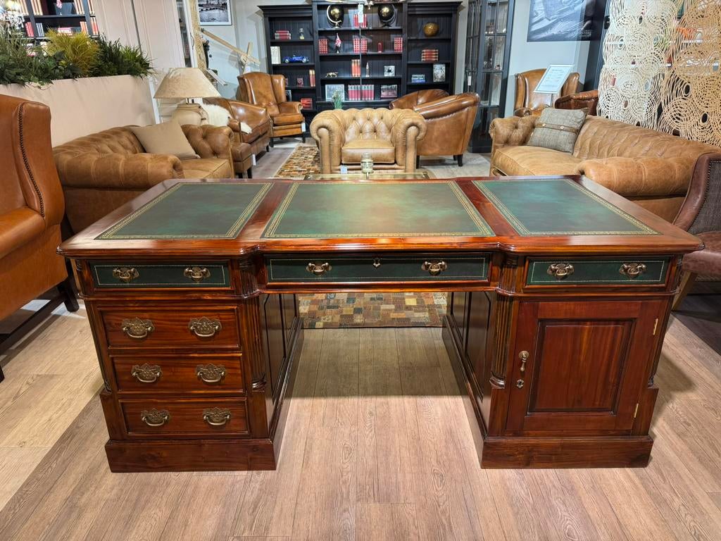 Klassiek Engelse XL chesterfield bureau Mahonie hout Groen, Huis en Inrichting, Bureaus, Ophalen of Verzenden, Nieuw