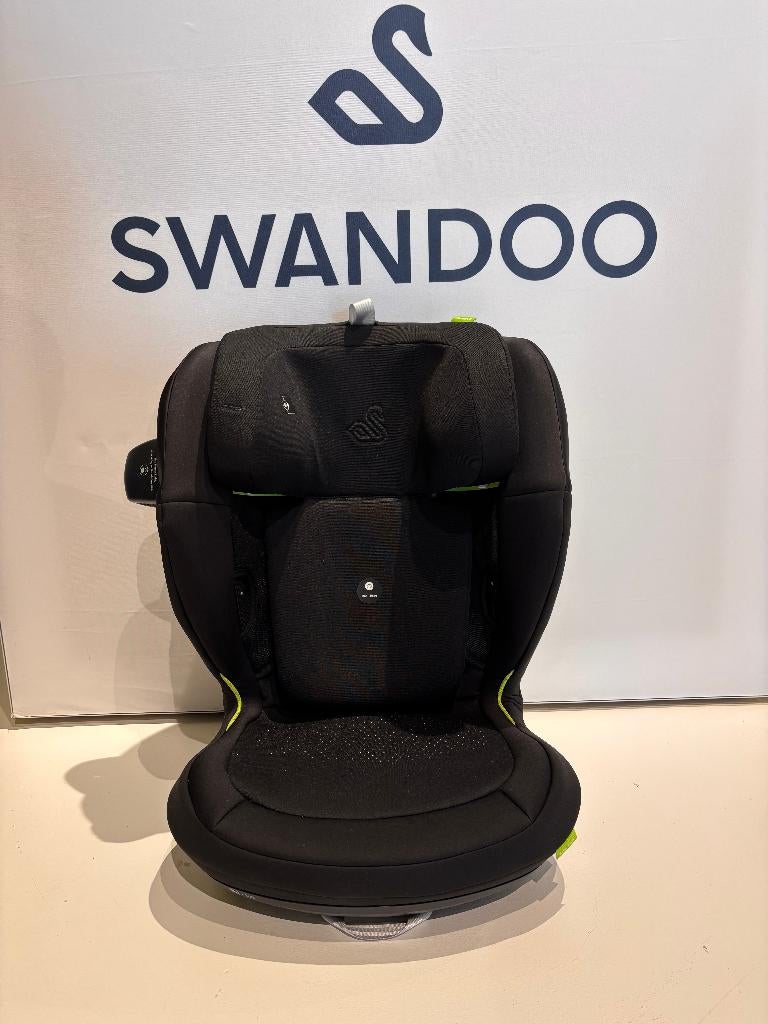 Swandoo Charlie I-size 433C Autostoeltje - Chia Black, Autogordel, 15 t/m 36 kg, Verstelbare rugleuning, Zo goed als nieuw