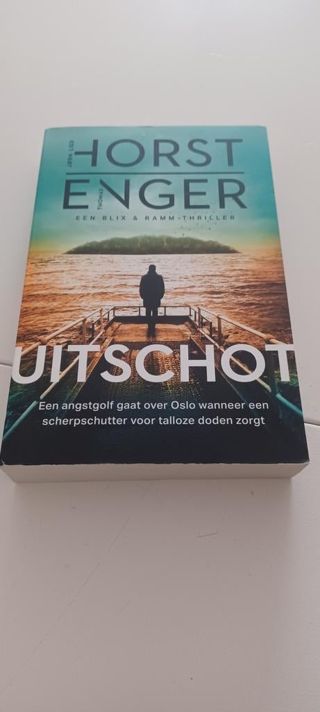 Jorn Lier Horst: Uitschot,stigma, Boeken, Ophalen of Verzenden, Zo goed als nieuw