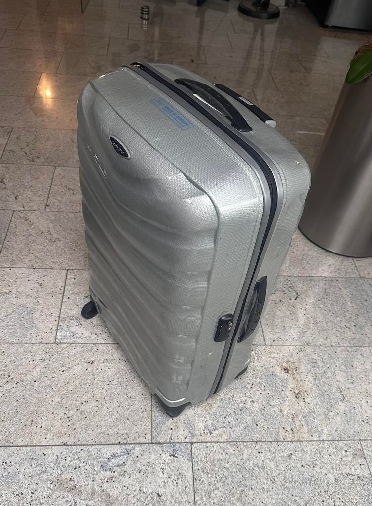 2 Samsonite LiteShock koffer 75 cm 98,5L 2,5kg  €460 st €230, Wieltjes, Hard kunststof, Ophalen of Verzenden, Zo goed als nieuw