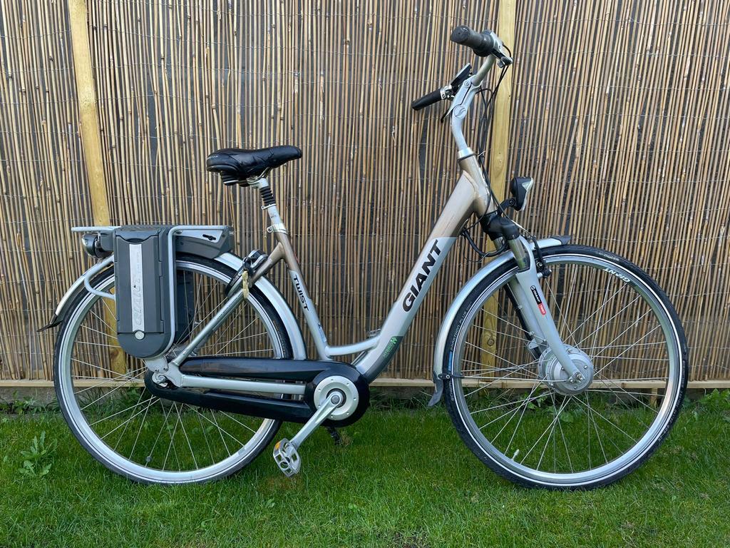 Nette Giant Twist E-bike met 2 accu's  * Nieuwe Motor *, Fietsen en Brommers, Elektrische fietsen, 51 tot 55 cm, Ophalen, Gebruikt
