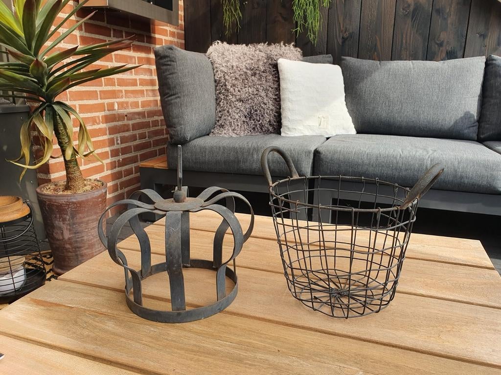 Stoere gietijzeren kroon en mand - Landelijke decoratie, Ophalen, Gebruikt