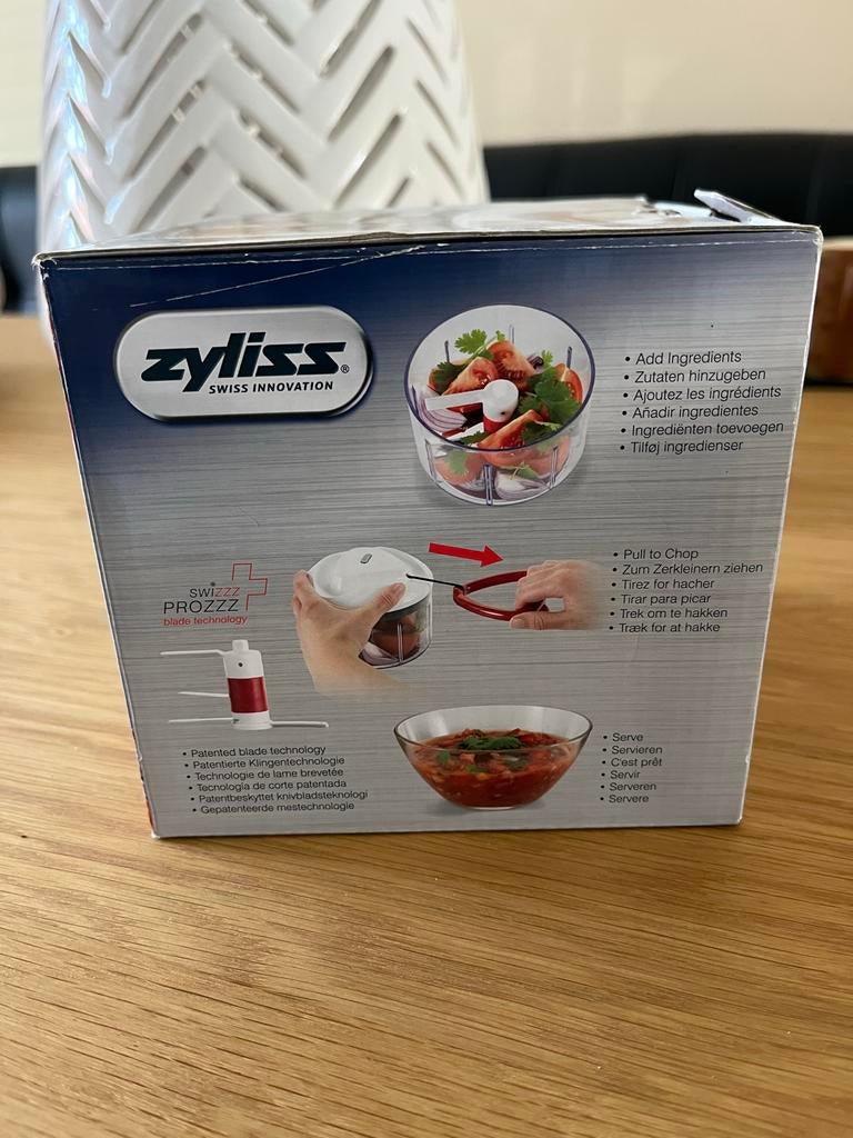 Zyliss EasyPull Food Processor, Nieuw, Ophalen of Verzenden, Vaatwasserbestendig, Minder dan 1 liter