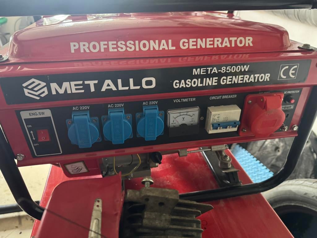 Generator  splinternieuw. Start niet, Ophalen of Verzenden