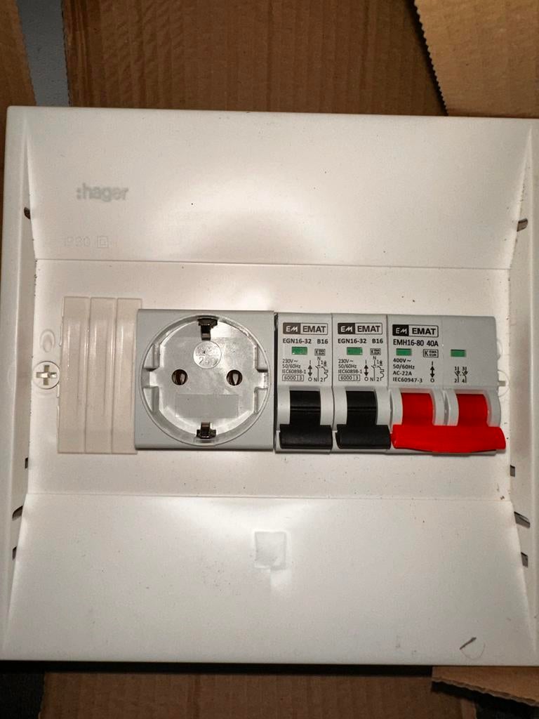 Hager + ABB PV verdeler 2x B16 + WCD - Emat, Doe-het-zelf en Verbouw, Elektra en Kabels, Ophalen of Verzenden, Nieuw, Overige typen
