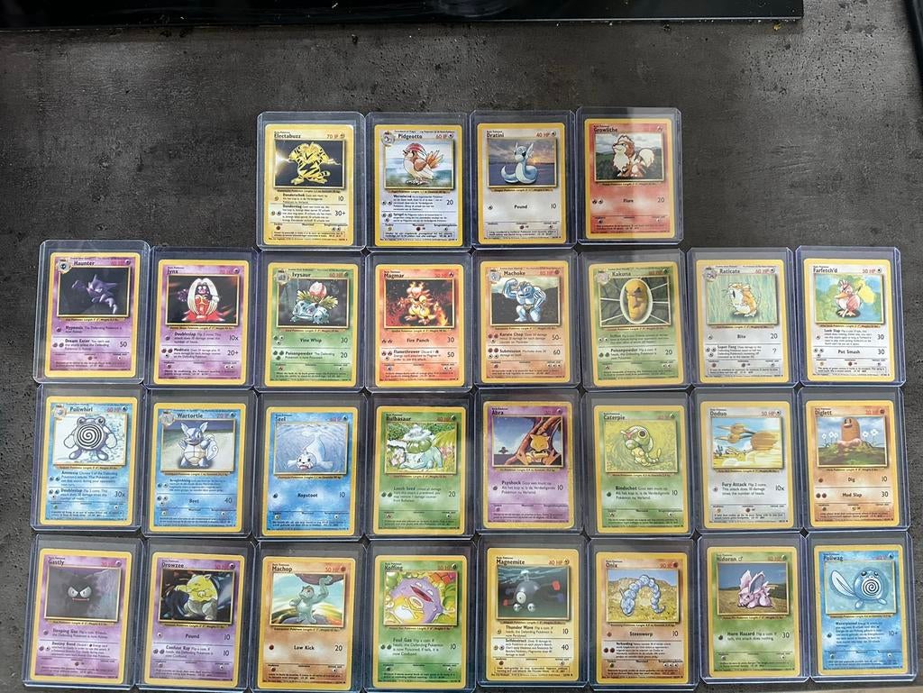 Pokemon Base Set, Ophalen of Verzenden, Zo goed als nieuw