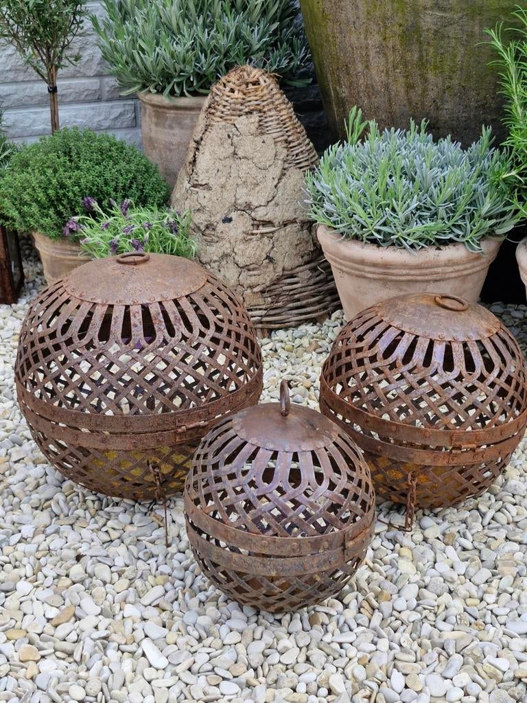 Landelijke decoratieballen roest, Huis en Inrichting, Woonaccessoires | Overige, Ophalen of Verzenden