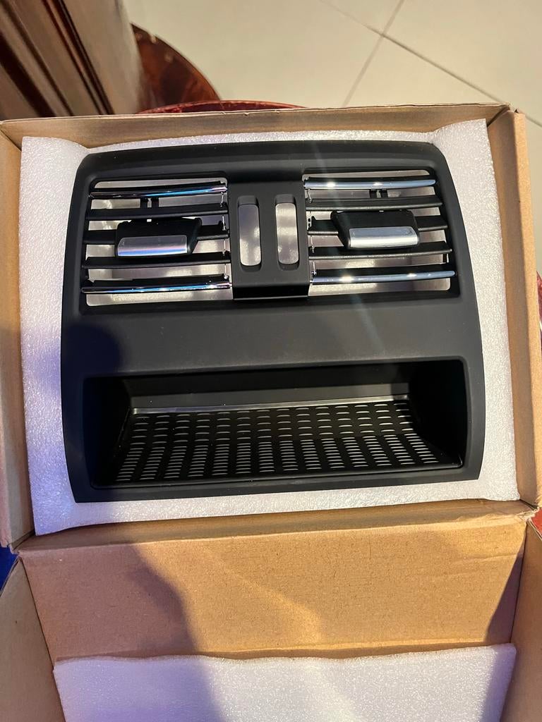 BMW 5 Serie F10 Achterbank Rooster Kap Nieuw, Auto-onderdelen, Interieur en Bekleding, Ophalen of Verzenden, Nieuw, BMW