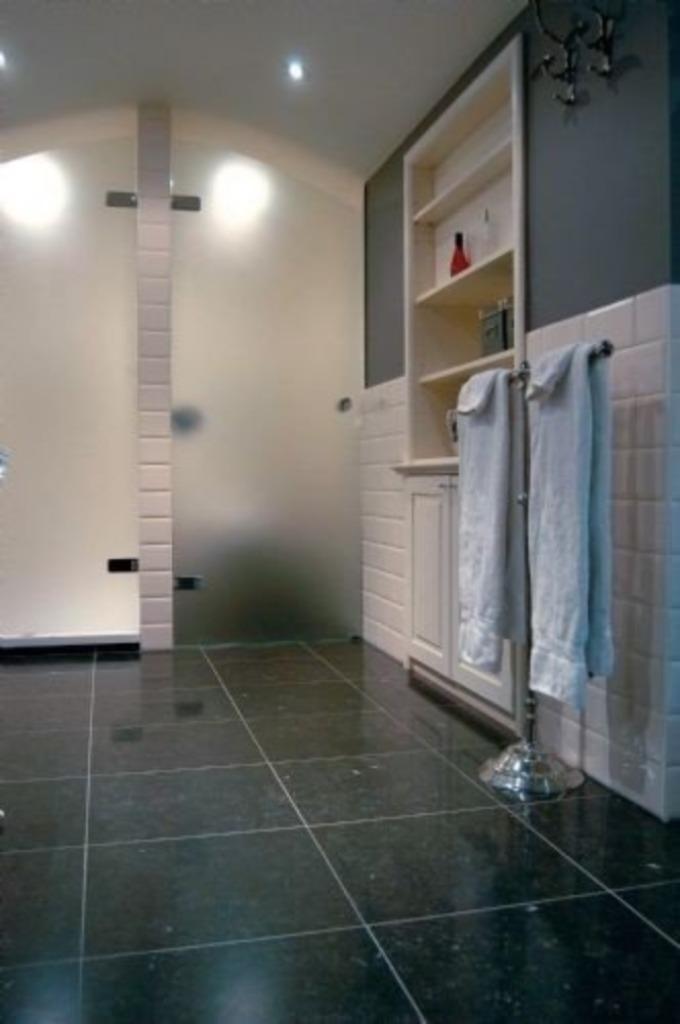 ARDUIN VLOEREN - BELGISCH HARDSTEEN, Huis en Inrichting, Stoffering | Vloerbedekking, Nieuw, Overige typen, Crème, Beige, Grijs