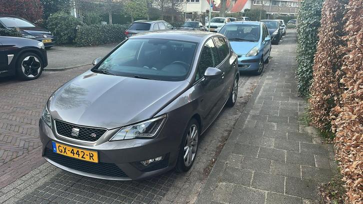 Seat Ibiza 1.0 TSI 70KW 5DRS 2015 Grijs, Auto's, Seat, Particulier, Ibiza, Benzine, A, Hatchback, Handgeschakeld, Origineel Nederlands