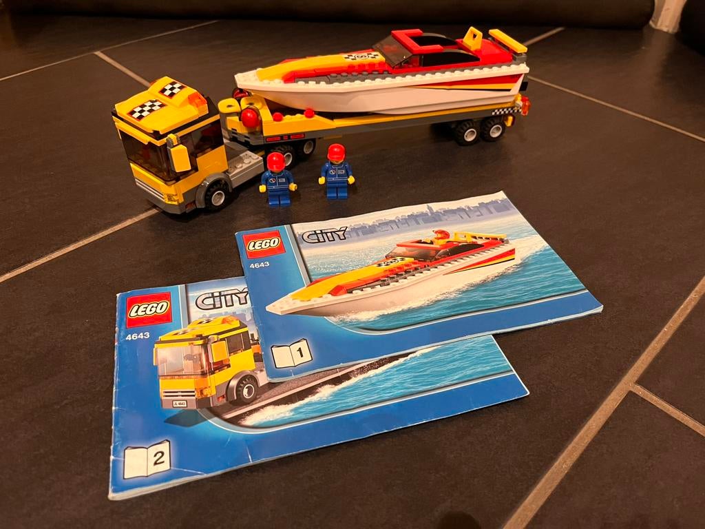 Lego city 4643 vrachtwagen trailer en boot, Ophalen of Verzenden, Zo goed als nieuw